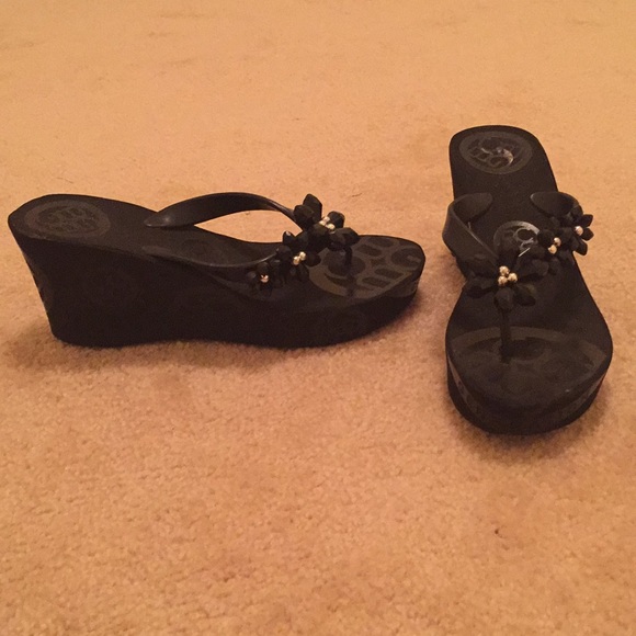 BCBG Wedges - Picture 1 of 1